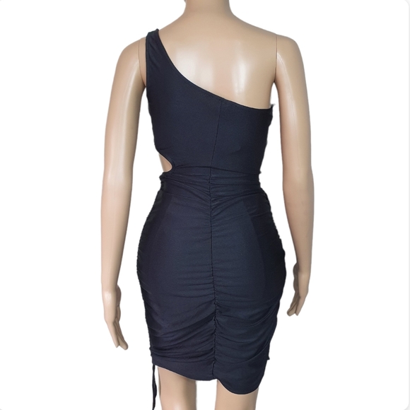 NWT Bodycon cut out midi dress ruched Sze S oneshoulder black Sexy party cocktai - Picture 3 of 10